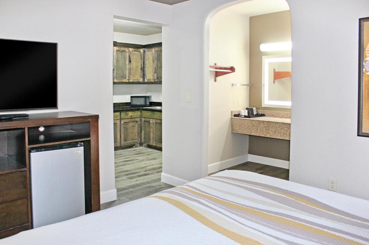Palacio Royale Houston Nw At Beltway 8 Extérieur photo